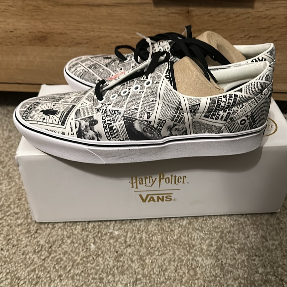 VANS Era ComfyCush x Harry Potter Newspaper 2019. New in Box